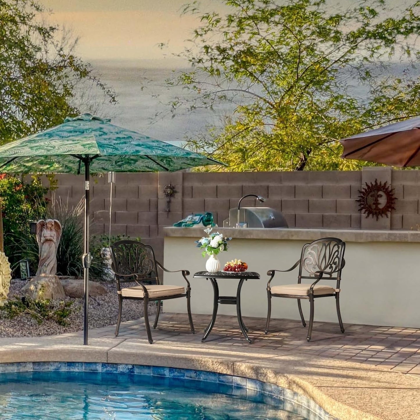 PINDEE Cast Aluminum Outdoor Side Table with Umbrella Hole, All Weather Round Patio Bistro Table,The appearance is exquisite, fashionable, and high-end.(Black)