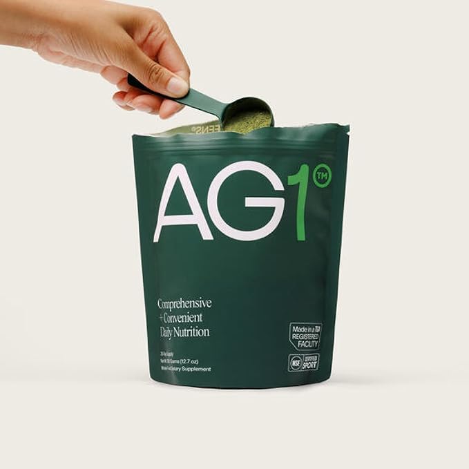AG1 Greens Powder Supplement | Improve Gut Health | Multivitamin, Probiotic, Gluten Free, Vegan and Keto Friendly | Shaker & Scoop Included | 75 Vitamins (Athletic Greens)