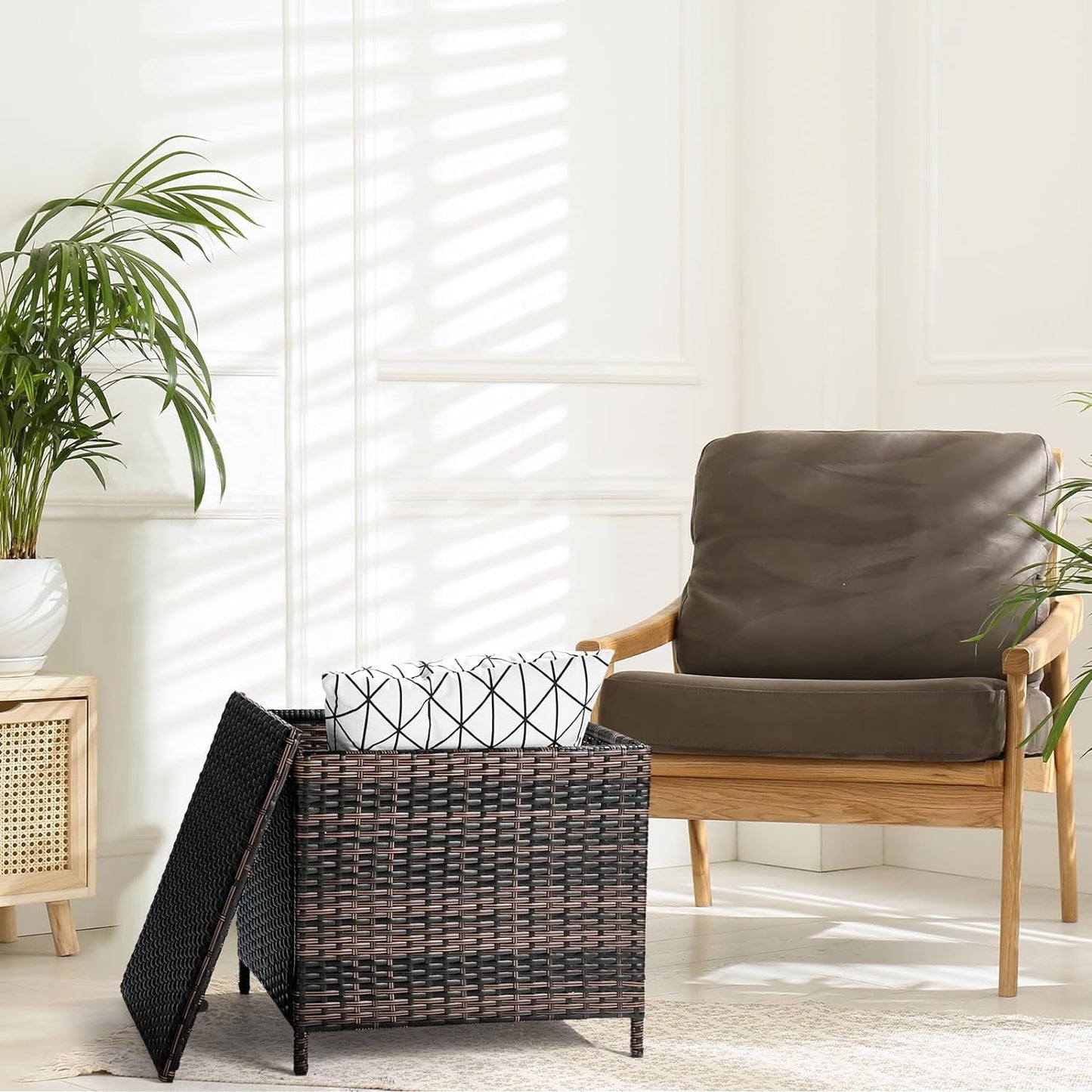 MarketLane Outdoor Side Table, Rattan Coffee Table with Storage 13 Gallon Patio Small Deck Storage Box for Cushion Towel Books, Brown Side Table with lid,Square