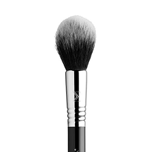 Sigma Beauty F12 Setting Powder™ Brush