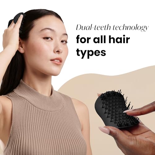 Tangle Teezer Scalp & Shampoo Hairbrush, to Exfoliate, Massage, and Cleanse, for All Hair Types, Onyx Black