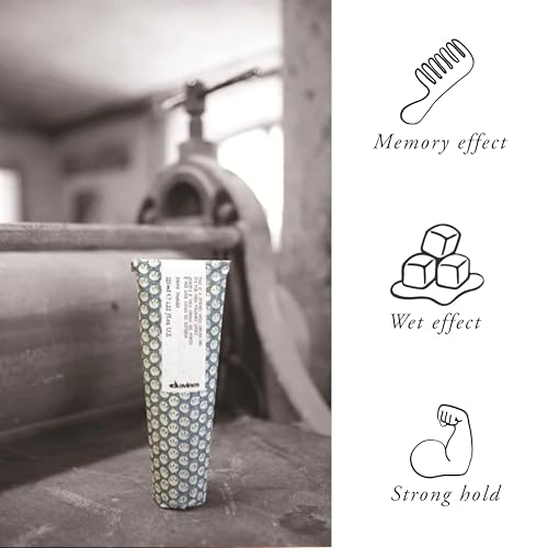 Davines This is a Strong Hold Cream Gel, Create Structure And Definition, For Quick-Drying And Residue-Free Workable Styling, 4.22 Fl. Oz.