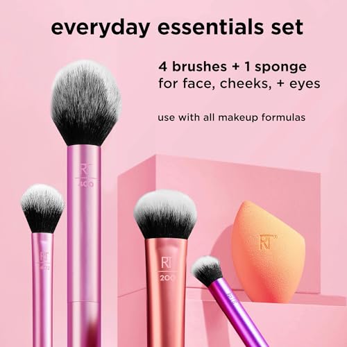 Real Techniques 6 Piece Everyday Essentials Makeup Brush Set, Includes 4 Brushes & 2 Makeup Sponges, For Foundation, Blush, Bronzer, Contour, Eyeshadow, & Powder, Travel Gift Set, Cruelty-Free & Vegan