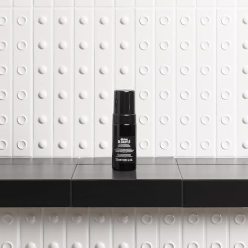 Davines OI Soufflé Perfect for Fine Hair, Liquid-to-Foam Leave-In For Fuller and Shinier Hair Feeling Silky and Soft