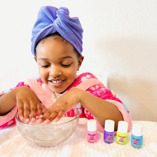 PIGGY PAINT 100% Non-toxic Girls Nail Polish - Safe, Chemical Free Low Odor for Kids, Funny Bunny