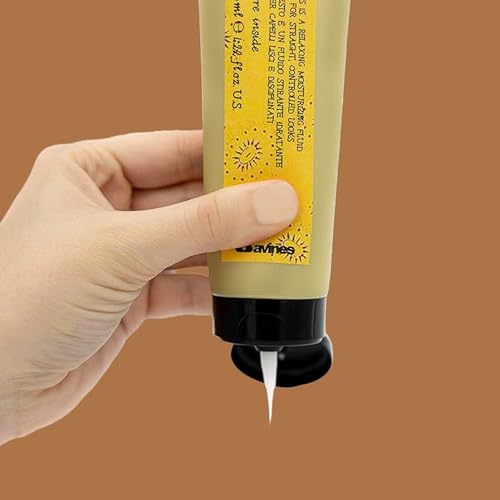 Davines This is a Relaxing Moisturizing Fluid, Heat Protection And Frizz Control For Sleek And Straight Styling, Moisturize With Humidity Control, 4.22 Fl. Oz.