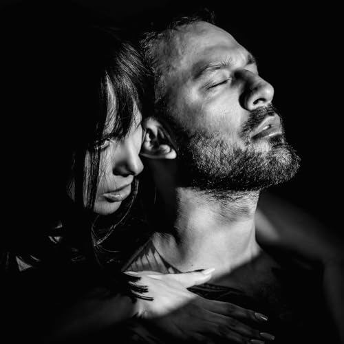 ARMENIA WOOD Niche Collection Dubai 100 ML (3.4 oz) EDP for Men and Women - Woody Oriental Perfume with Iris, Guaiac Wood, and Patchouli - Long-Lasting Unisex Fragrance