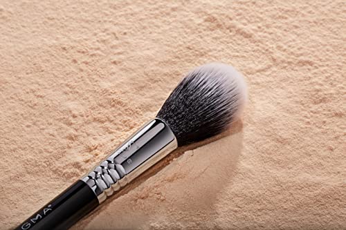 Sigma Beauty F12 Setting Powder™ Brush