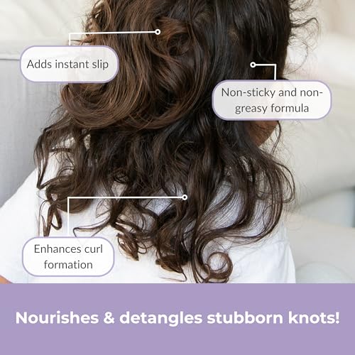 Love Ur Curls Kids Detangler Leave in Conditioner Spray, Pediatrician Approved, Moisturizing, Hydrates and Conditions, Vegan, Easy to Detangle Curly Hair, Sulfate & Paraben Free, 250mL