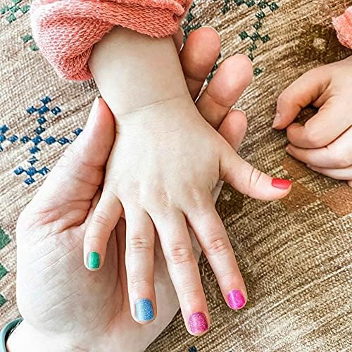 Piggy Paint | 100% Non-Toxic Girls Nail Polish | Safe, Cruelty-free, Vegan, & Low Odor Nail Polish for Kids | Pretty Princess (2 Polish, 1 Remover & Nail Art Gift Set)