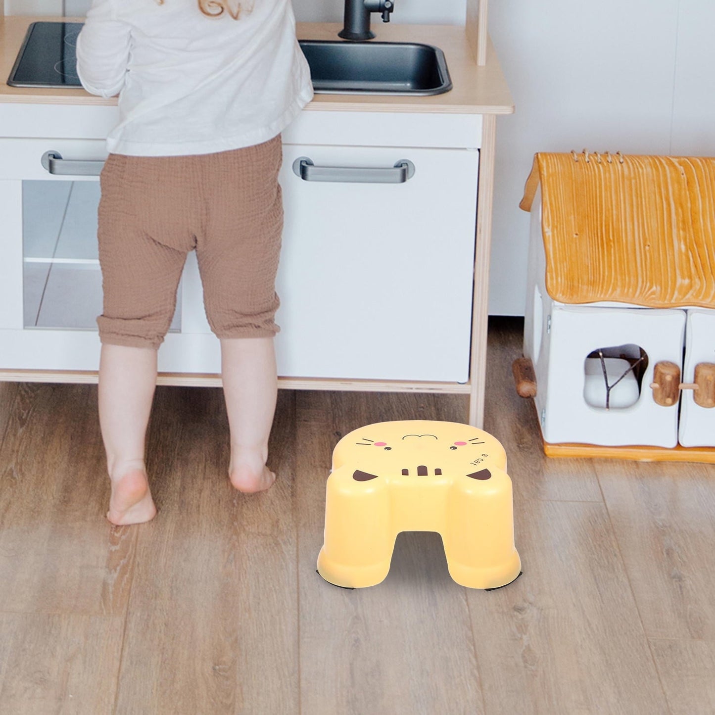 UNOMOR Children Stool Yellow Plastic Non-slip Stool for Kids Bath 1Pack