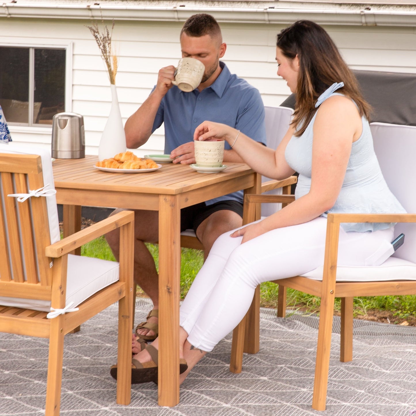 Sunnydaze Rodanthe 33.75" Acacia Square Outdoor Dining Table, Natural Oil Finish